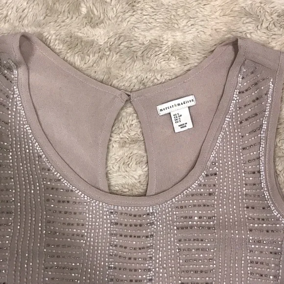 Mercer & Madison nude beaded shell tank Size Small - Picture 2 of 5